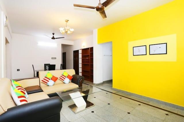 The Solo Apartments Kadavanthra Kochi Extérieur photo