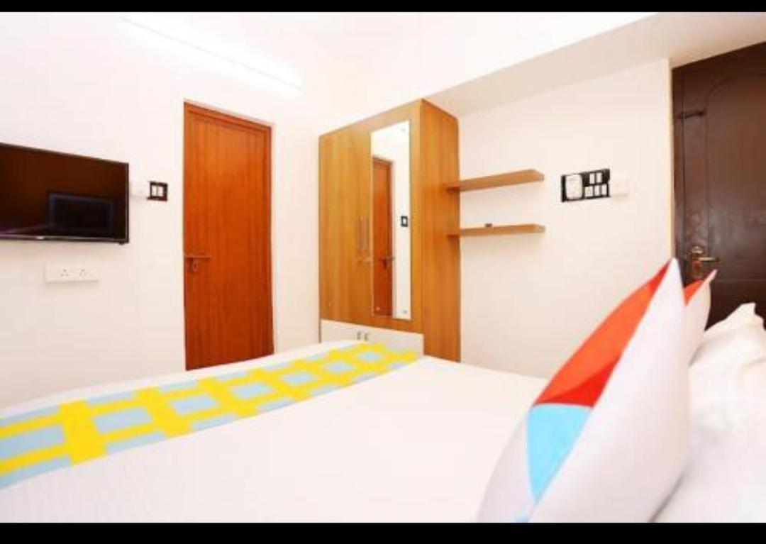 The Solo Apartments Kadavanthra Kochi Extérieur photo