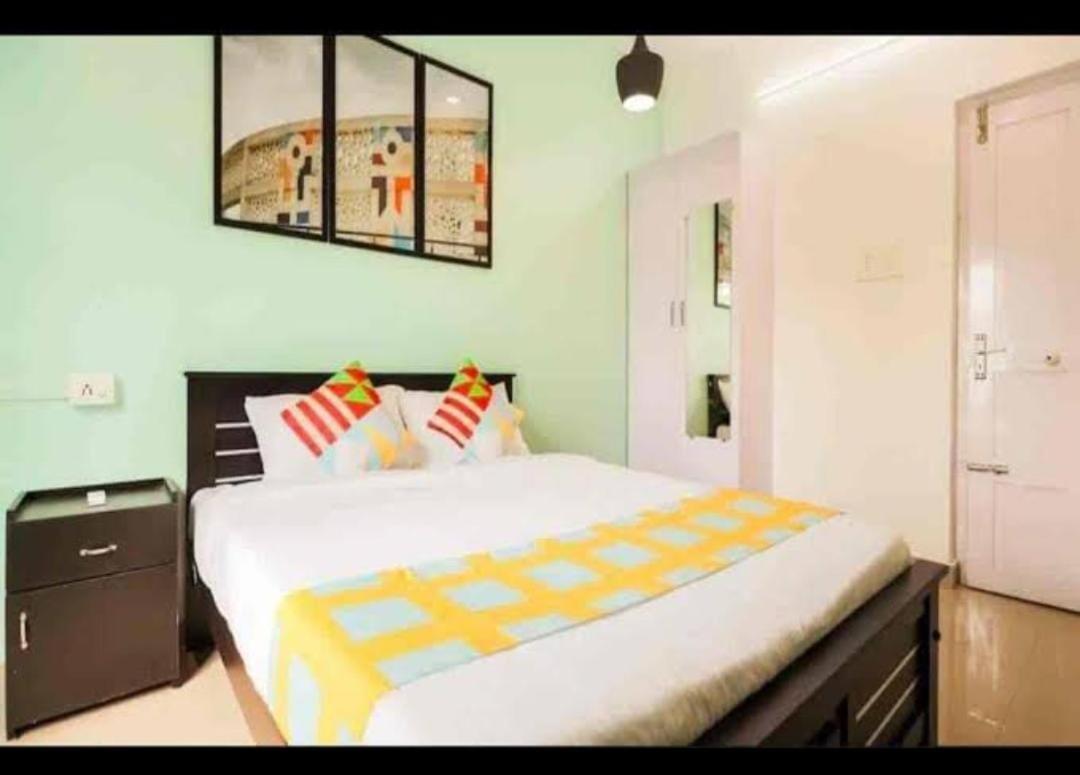 The Solo Apartments Kadavanthra Kochi Extérieur photo